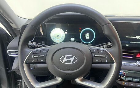 Hyundai Elantra, 2022 год, 1 180 000 рублей, 9 фотография