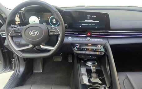 Hyundai Elantra, 2022 год, 1 180 000 рублей, 11 фотография