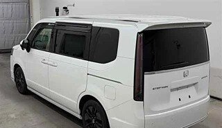 Honda Stepwgn, 2022 год, 2 800 000 рублей, 2 фотография