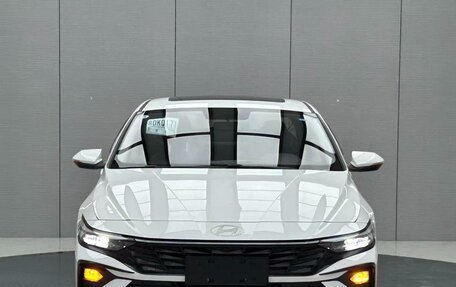 Hyundai Elantra, 2022 год, 1 160 000 рублей, 2 фотография