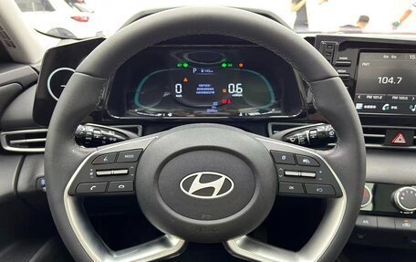 Hyundai Elantra, 2022 год, 1 160 000 рублей, 11 фотография