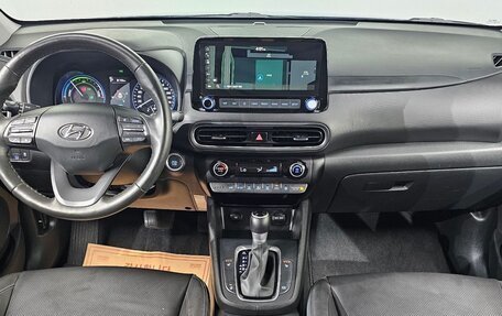 Hyundai Kona I, 2022 год, 1 340 000 рублей, 7 фотография