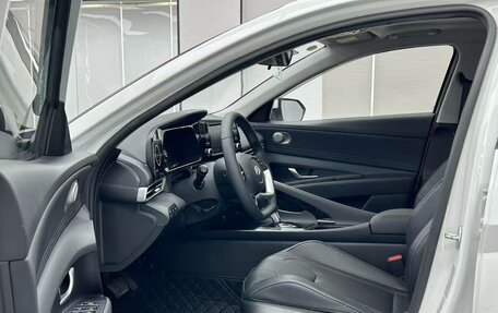 Hyundai Elantra, 2022 год, 1 160 000 рублей, 9 фотография