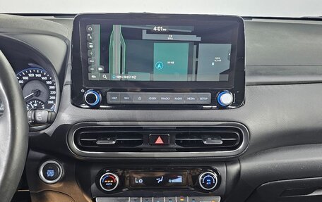 Hyundai Kona I, 2022 год, 1 340 000 рублей, 13 фотография