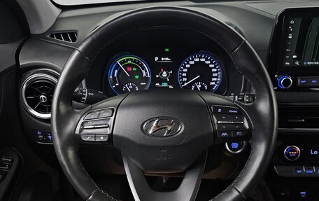 Hyundai Kona I, 2022 год, 1 340 000 рублей, 14 фотография