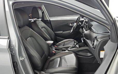Hyundai Kona I, 2022 год, 1 340 000 рублей, 26 фотография