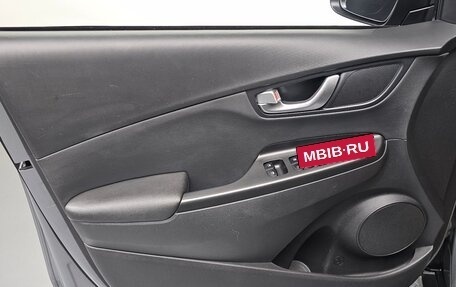 Hyundai Kona I, 2022 год, 1 340 000 рублей, 24 фотография