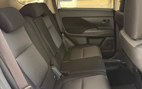 Mitsubishi Outlander III рестайлинг 3, 2017 год, 1 650 000 рублей, 26 фотография