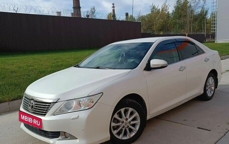Toyota Camry, 2014 год, 1 470 000 рублей, 5 фотография