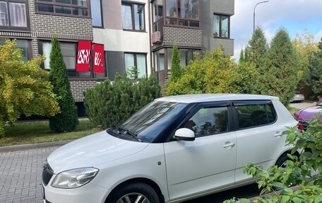 Skoda Fabia II, 2013 год, 660 000 рублей, 2 фотография