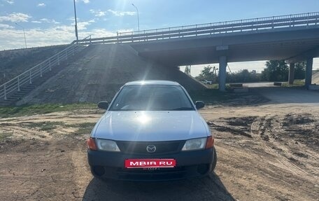 Mazda Familia Y11, 2002 год, 305 000 рублей, 1 фотография