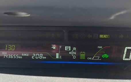 Toyota Prius Alpha I (ZVW40/41), 2013 год, 1 225 000 рублей, 4 фотография