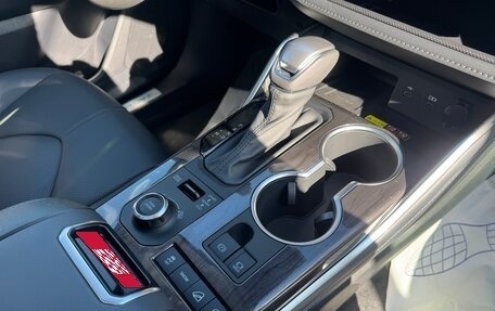 Toyota Highlander, 2026 год, 5 350 000 рублей, 21 фотография