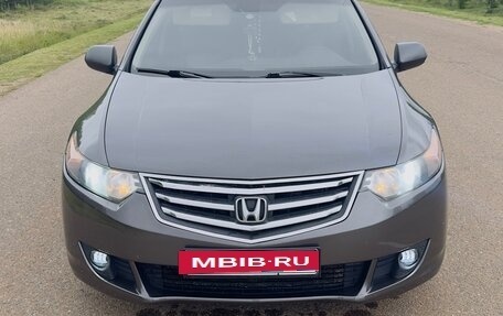 Honda Accord VIII рестайлинг, 2010 год, 1 350 000 рублей, 2 фотография
