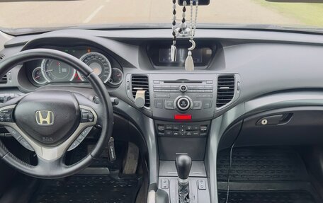 Honda Accord VIII рестайлинг, 2010 год, 1 350 000 рублей, 16 фотография