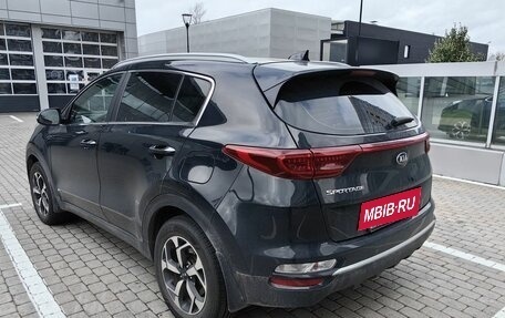 KIA Sportage IV рестайлинг, 2018 год, 1 990 000 рублей, 2 фотография