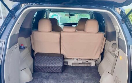 Toyota Estima III рестайлинг -2, 2009 год, 1 640 000 рублей, 15 фотография