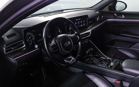 KIA K5, 2021 год, 2 650 000 рублей, 15 фотография