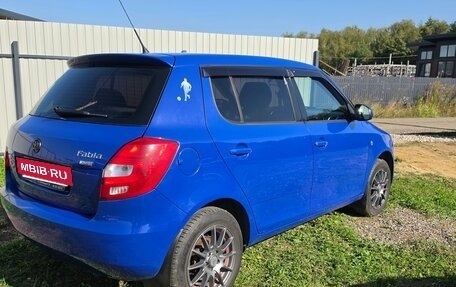 Skoda Fabia II, 2009 год, 390 000 рублей, 2 фотография