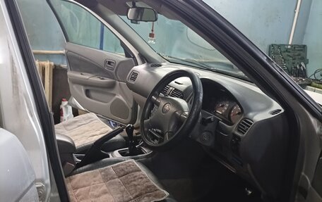 Nissan Sunny N16, 2001 год, 175 000 рублей, 10 фотография