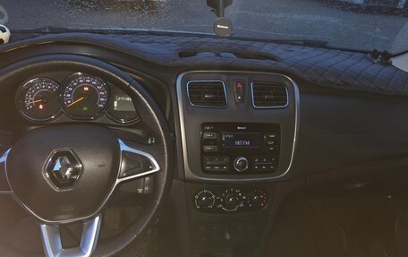 Renault Logan II, 2019 год, 820 000 рублей, 8 фотография