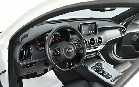 KIA Stinger I, 2018 год, 2 145 000 рублей, 5 фотография