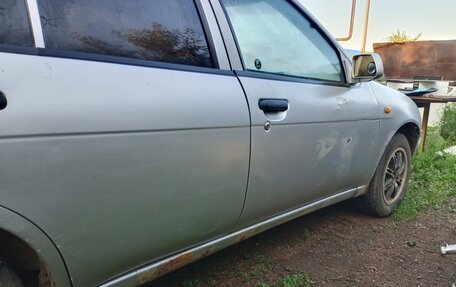 Nissan Almera, 1998 год, 60 000 рублей, 12 фотография