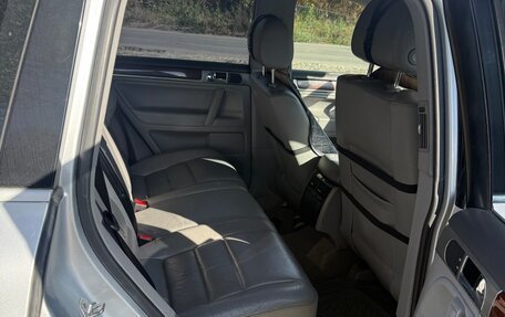 Volkswagen Touareg III, 2004 год, 450 000 рублей, 5 фотография