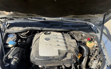 Volkswagen Touareg III, 2004 год, 450 000 рублей, 8 фотография