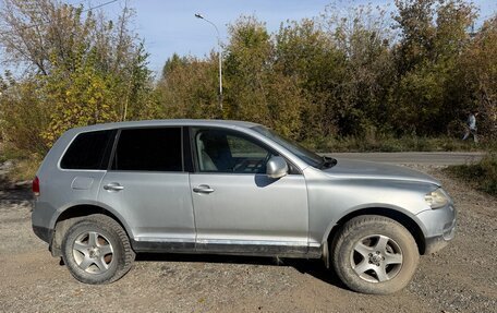 Volkswagen Touareg III, 2004 год, 450 000 рублей, 3 фотография