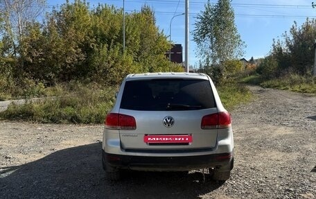 Volkswagen Touareg III, 2004 год, 450 000 рублей, 2 фотография