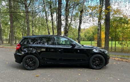 BMW 1 серия, 2011 год, 700 000 рублей, 7 фотография