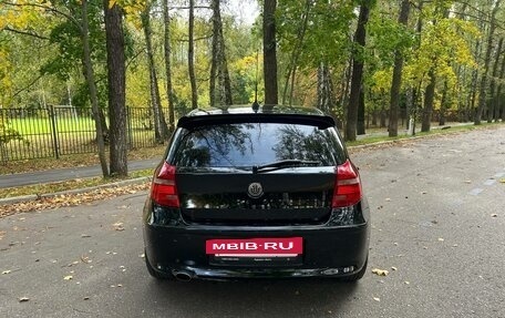BMW 1 серия, 2011 год, 700 000 рублей, 2 фотография