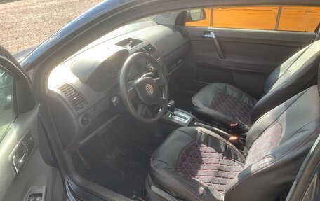Volkswagen Polo IV рестайлинг, 2002 год, 210 000 рублей, 4 фотография