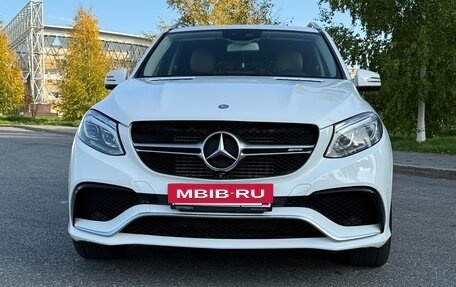 Mercedes-Benz GLE, 2015 год, 2 700 000 рублей, 3 фотография