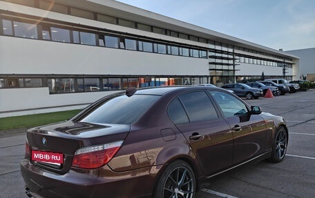 BMW 5 серия, 2009 год, 1 000 000 рублей, 4 фотография