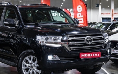 Toyota Land Cruiser 200, 2019 год, 7 500 000 рублей, 5 фотография