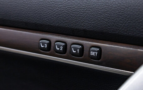 Toyota Land Cruiser 200, 2019 год, 7 500 000 рублей, 25 фотография