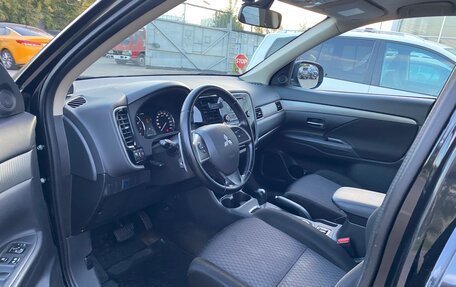 Mitsubishi Outlander III рестайлинг 3, 2012 год, 1 350 000 рублей, 4 фотография