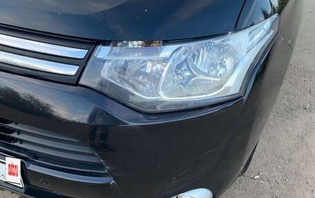 Mitsubishi Outlander III рестайлинг 3, 2012 год, 1 350 000 рублей, 30 фотография