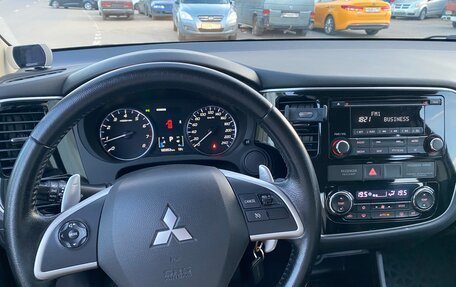 Mitsubishi Outlander III рестайлинг 3, 2012 год, 1 350 000 рублей, 32 фотография