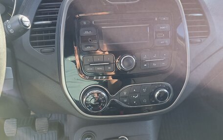 Renault Kaptur I рестайлинг, 2016 год, 1 099 000 рублей, 8 фотография