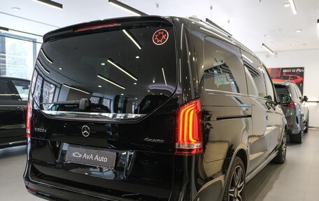 Mercedes-Benz V-Класс, 2023 год, 9 200 000 рублей, 4 фотография