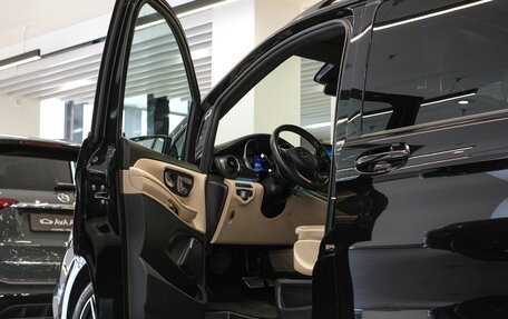 Mercedes-Benz V-Класс, 2023 год, 9 200 000 рублей, 8 фотография