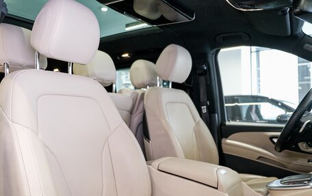 Mercedes-Benz V-Класс, 2023 год, 9 200 000 рублей, 22 фотография