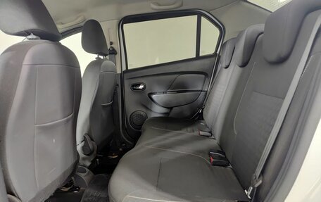 Renault Logan II, 2017 год, 665 000 рублей, 15 фотография