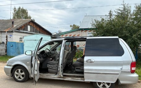 KIA Carnival III, 2005 год, 400 000 рублей, 5 фотография
