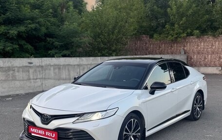 Toyota Camry, 2020 год, 2 790 000 рублей, 1 фотография
