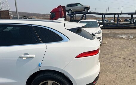 Jaguar F-Pace, 2018 год, 2 600 000 рублей, 10 фотография