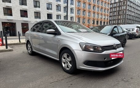Volkswagen Polo VI (EU Market), 2011 год, 510 000 рублей, 2 фотография